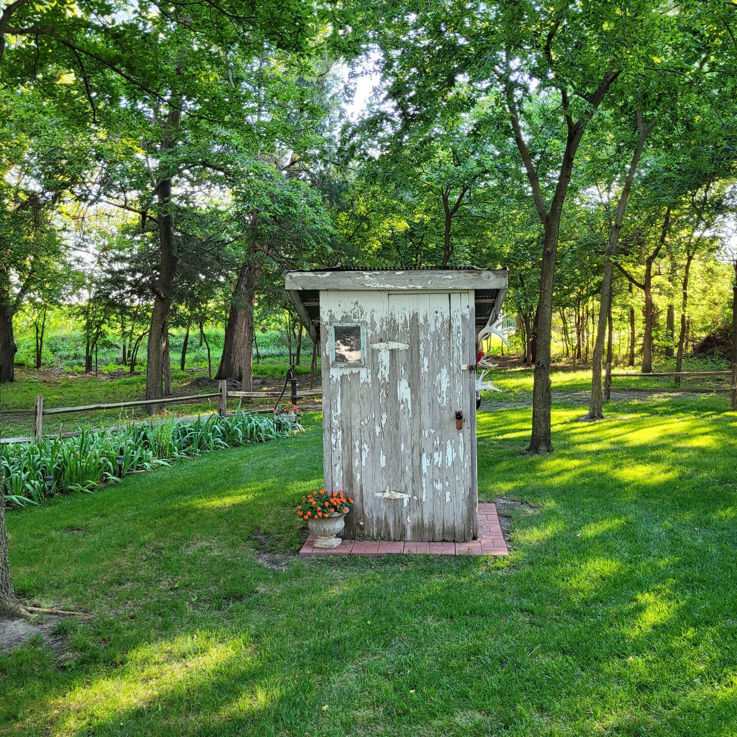 outhouse24